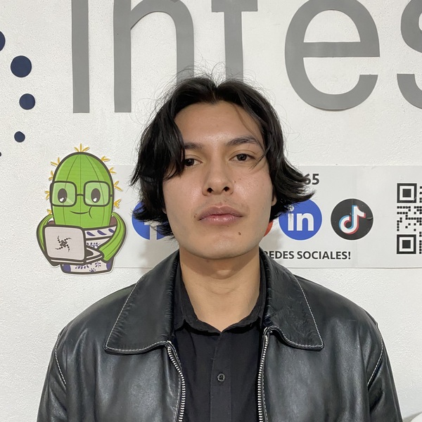 Carlos J. Herrera